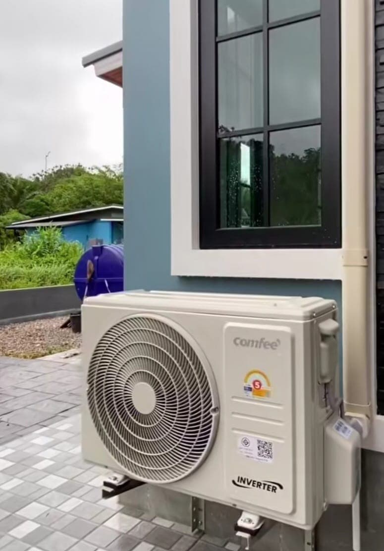 OSIP technician installing a Samsung inverter aircon in Cape Town