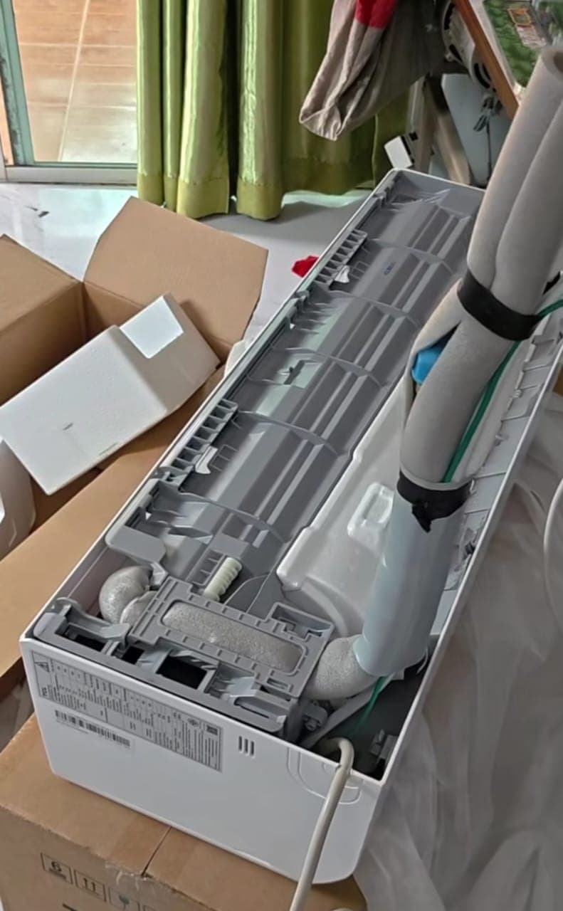 Aircon and fridge repair in Manenberg – Service valves connected on a new install